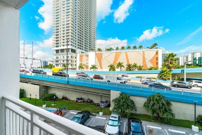 Building Photo - 1801 S Ocean Dr