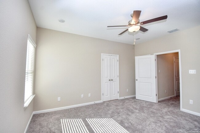 Building Photo - 6214 Oakland Ridge Unit 101
