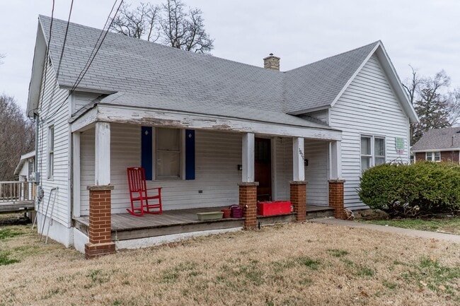 Building Photo - 1309 Windsor St