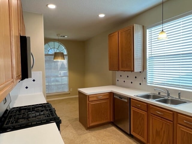 Building Photo - 2910 Blue Dawn Dr