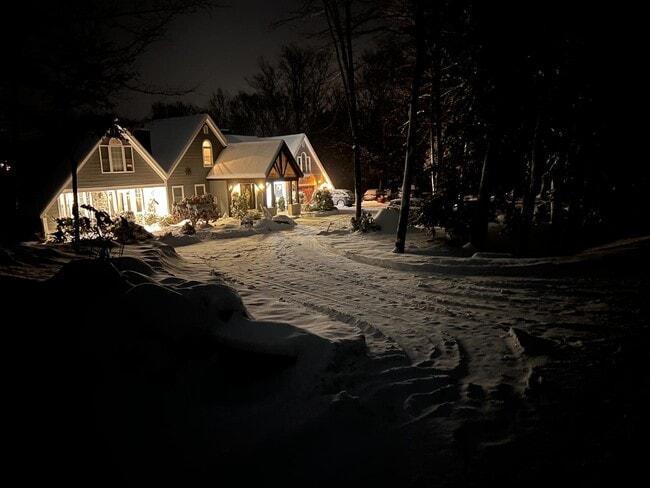 Building Photo - 128 Alton Mountain Rd