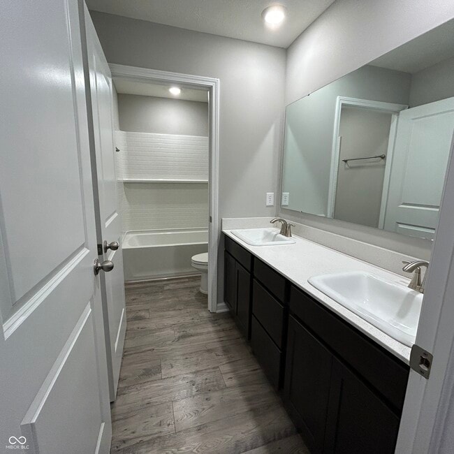 Building Photo - 1913 Downey Ln