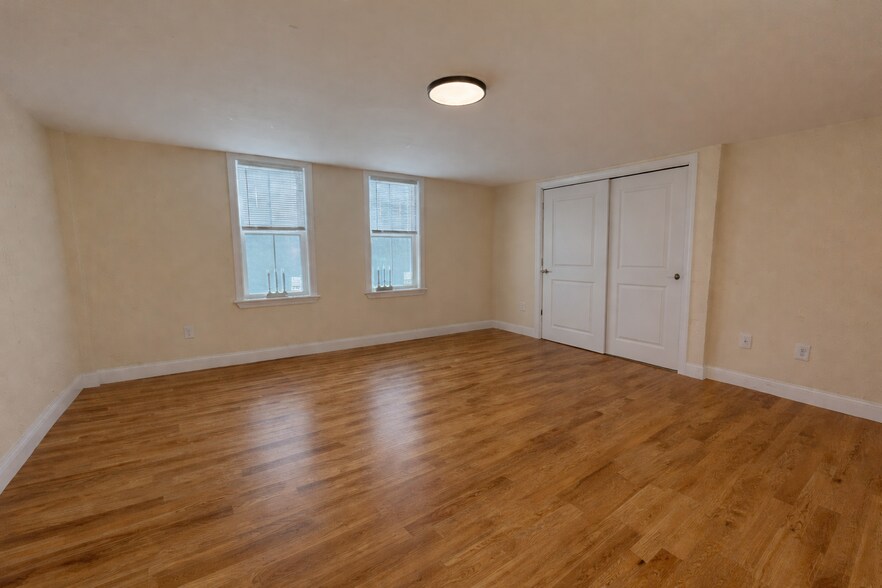 Building Photo - 207 Wheeler St
