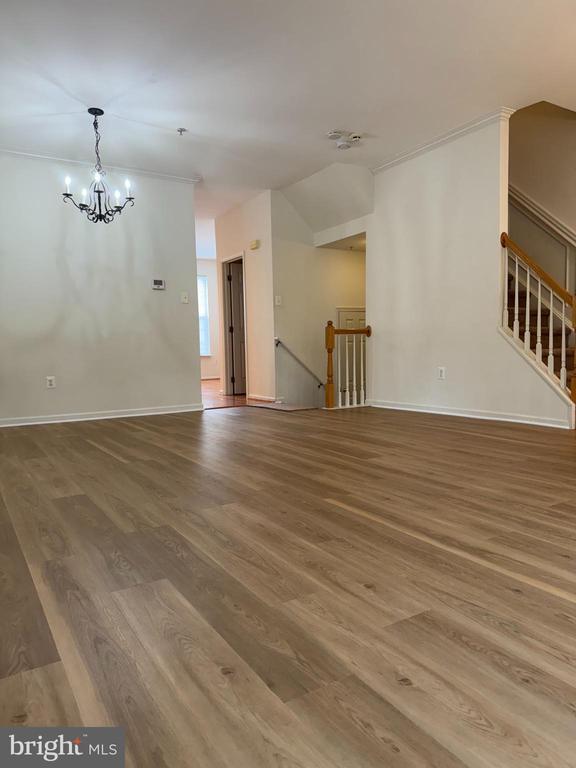 Building Photo - 410 Redland Blvd