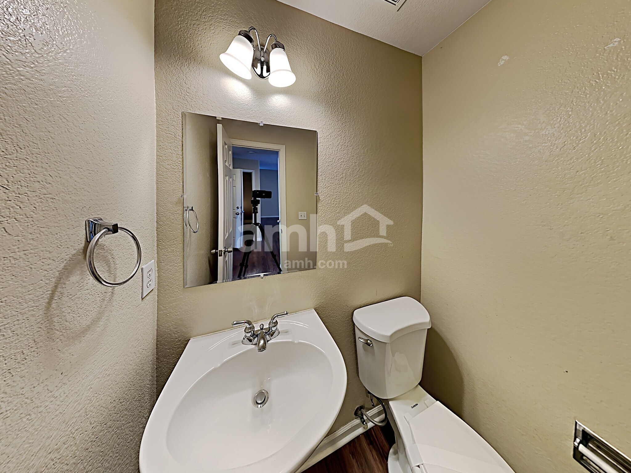 Building Photo - 161 Terra Vista St