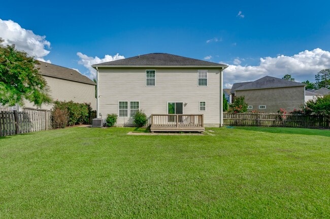 Building Photo - Beautiful home on one of Lake Carolina's largest cul-de-sac lots!