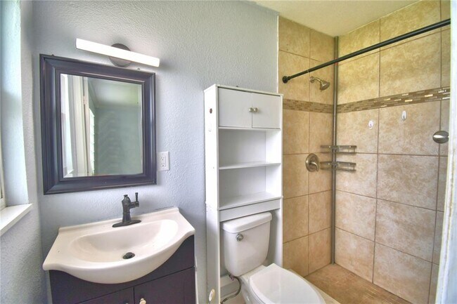 Building Photo - 153 Browning Cir