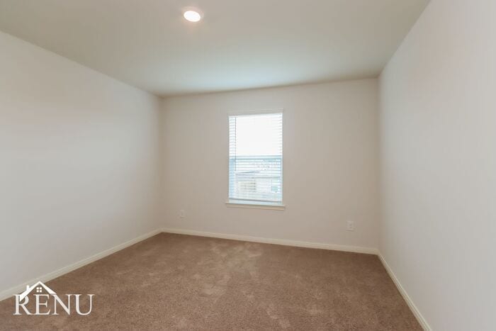 Building Photo - 10417 Sweetwater Creek Dr