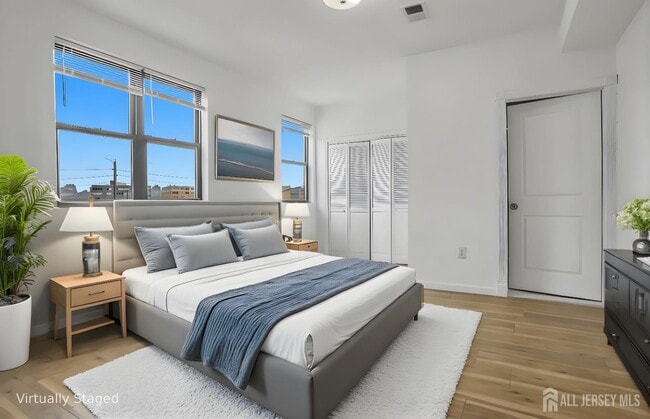 Building Photo - 9017 Riverside Pl