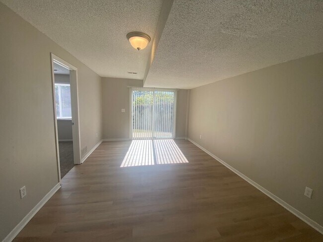 Building Photo - 3101 SE 17th St