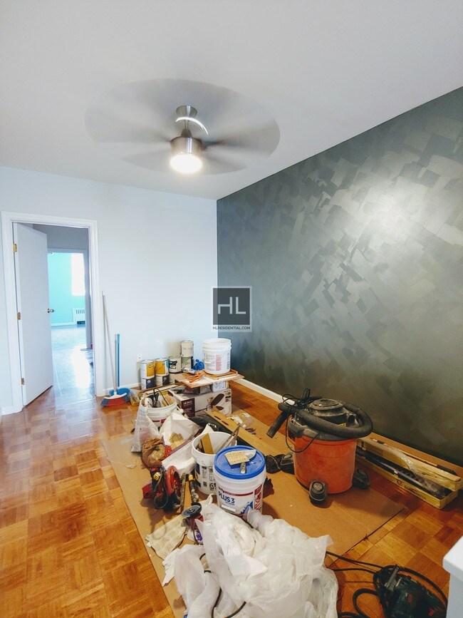 Building Photo - KNICKERBOCKER AVENUE