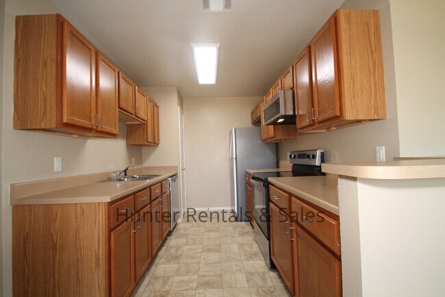 Building Photo - Immaculate Harker Heights 3 Bedroom