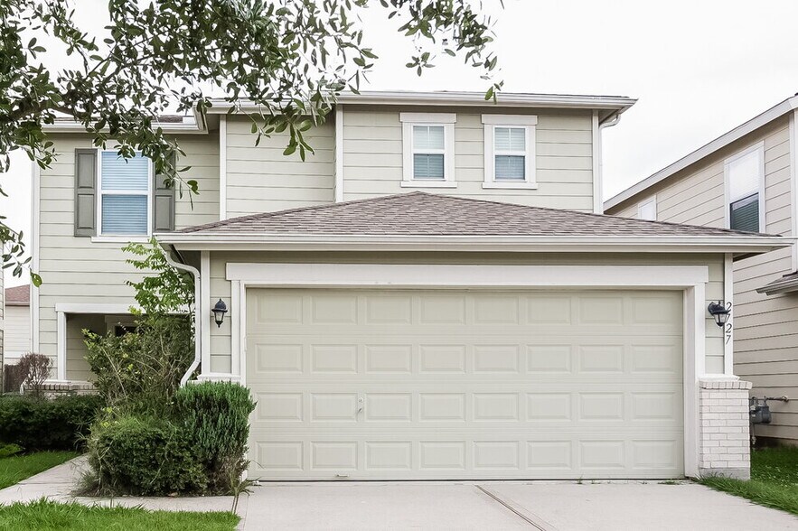 Building Photo - 2727 Skyview Grove Ct