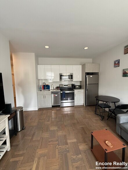 Primary Photo - 60 Queensberry St