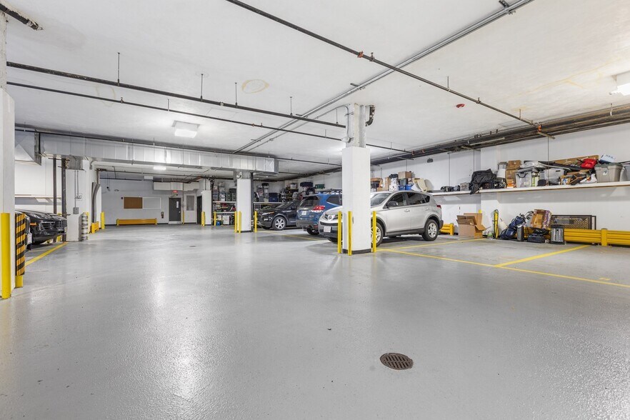 Building Photo - 36 A St