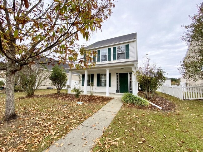 Building Photo - Three Bedroom, University Park Home!
