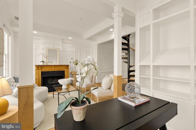 Building Photo - 1704 16th St NW