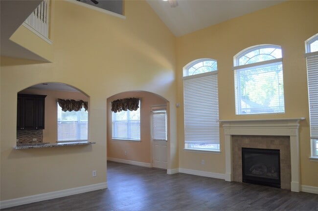 Building Photo - 6210 Marble Hollow Ln