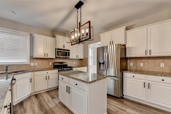 Building Photo - 359 Shiloh Manor Dr