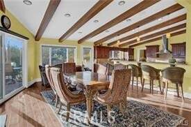 Building Photo - 2440 Los Alisos Dr
