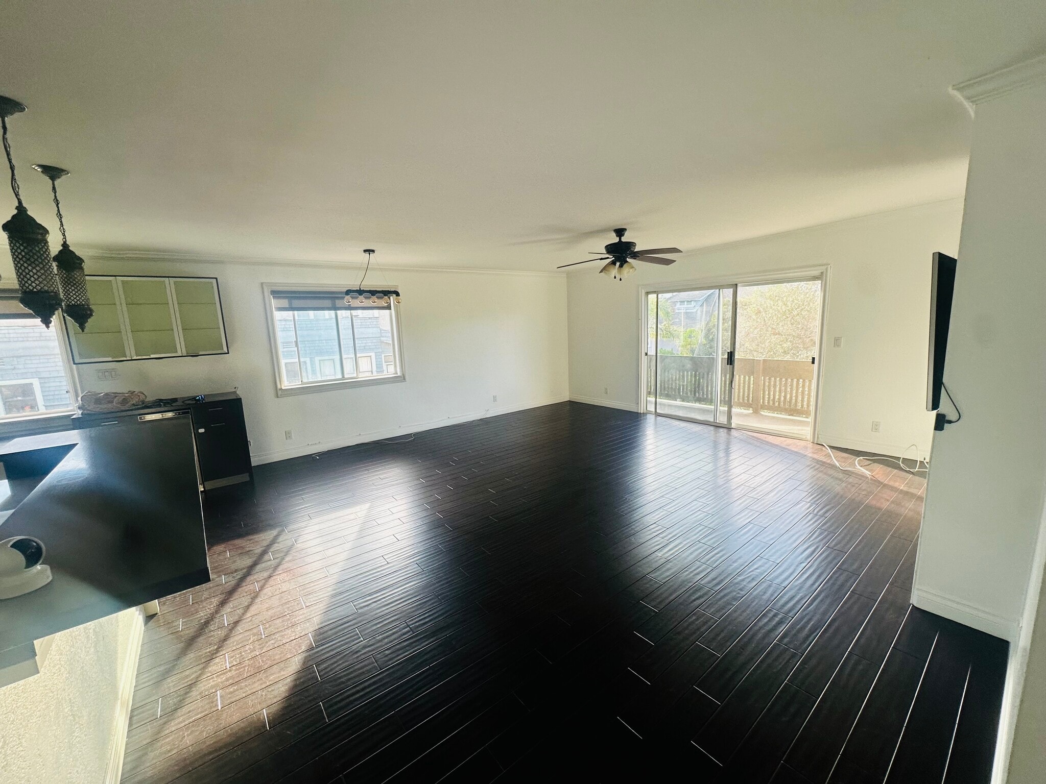 Building Photo - 36 Breeze Ave