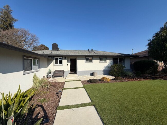 Building Photo - 3 Bedroom | 2 Bathroom | Single-Family Home in Arden-Arcade