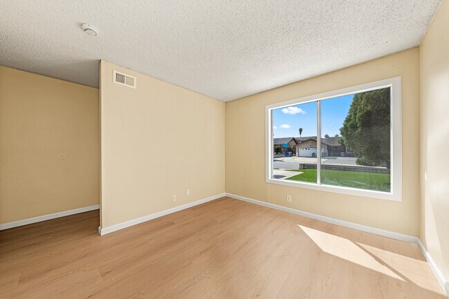 Building Photo - 3482 Alonquin Way