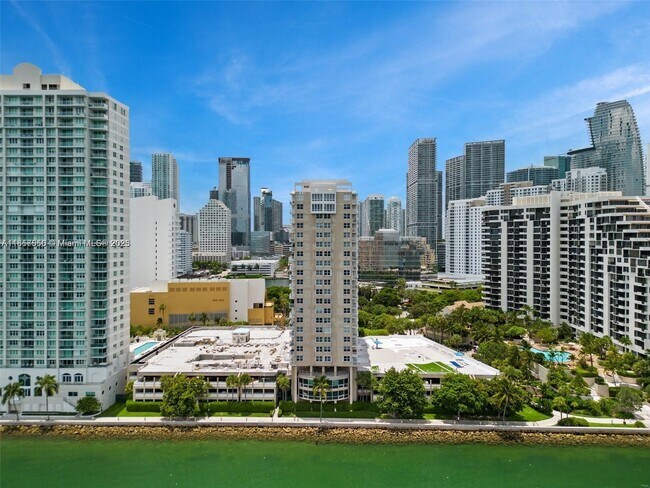 Building Photo - 770 Claughton Island Dr