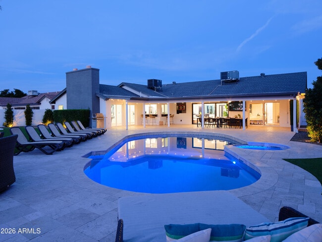 Building Photo - 15218 N 61st St