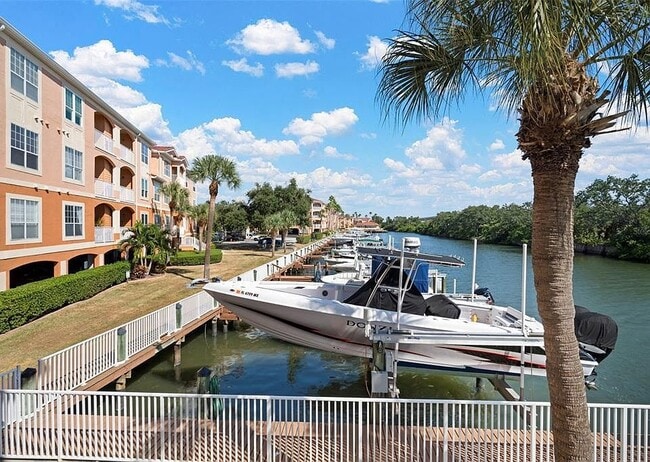 Building Photo - 5000 Culbreath Key Way