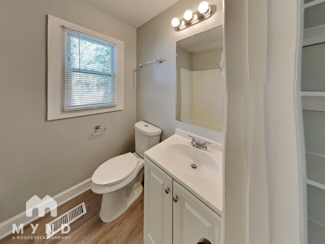 Building Photo - 3754 Clovis Ct NW