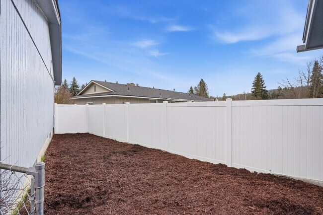 Building Photo - 11721 N Lincoln Ct