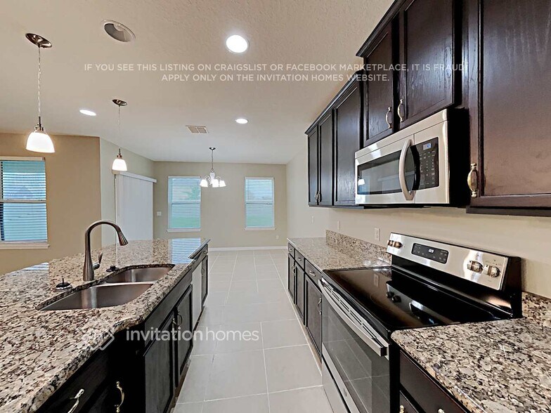 Building Photo - 2754 Monticello Way