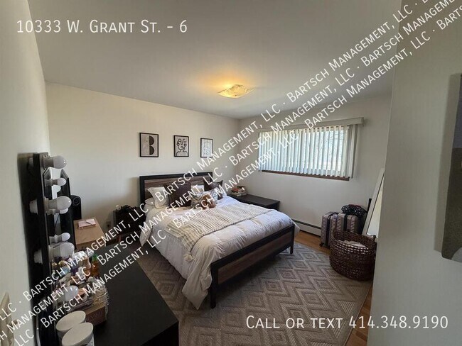 Building Photo - 10333 W Grant St