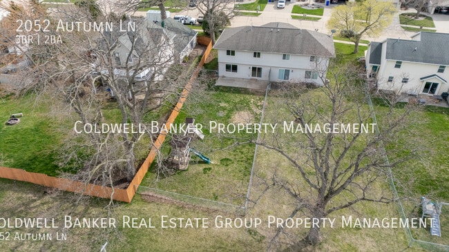 Building Photo - 2052 Autumn Ln