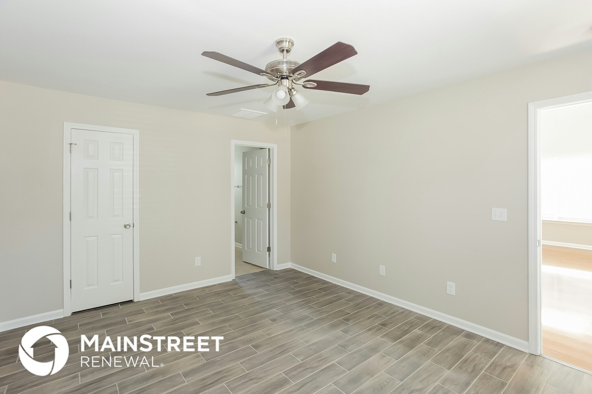 Building Photo - 780 Sir Raleigh Dr