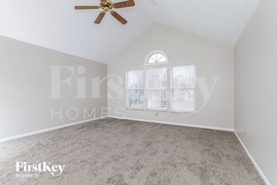 Building Photo - 5707 Villas Creek Dr