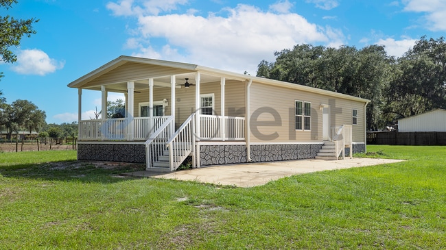 Building Photo - 8055 Hoboh Ln
