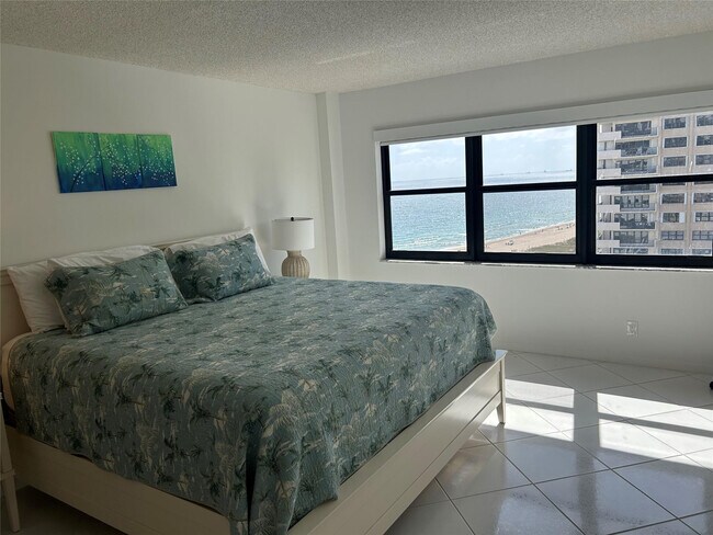 Building Photo - 5100 N Ocean Blvd