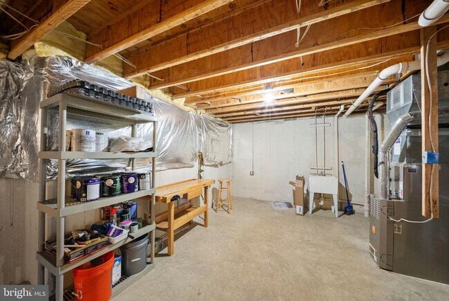 Building Photo - 5667 Lonesome Dove Ct