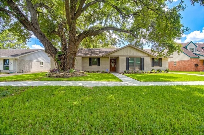 Building Photo - 2117 Willow Wisp Dr