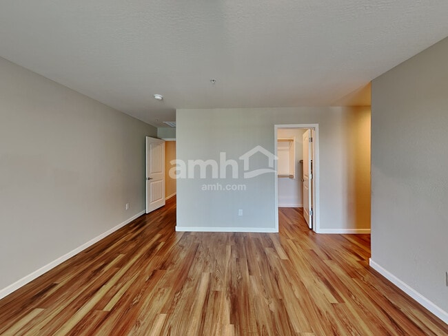 Building Photo - 20744 W Thomas Rd