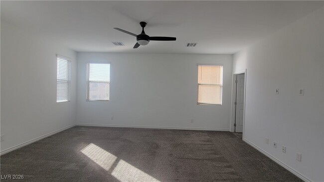 Building Photo - 1121 Cliff Castle Ave