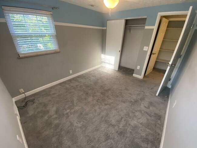 Building Photo - 4 Bedroom - Upper Arlington