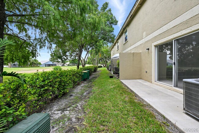 Building Photo - 8658 S Southgate Shores Cir