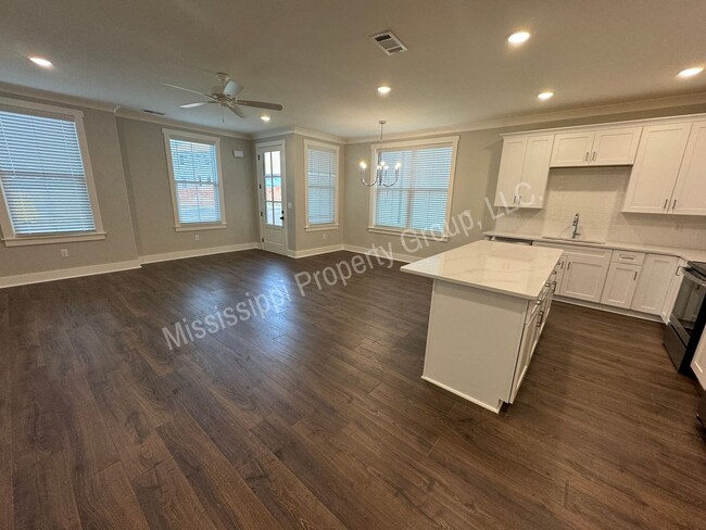 Building Photo - 3BD/3.5BA - New Construction @ The Reserve...