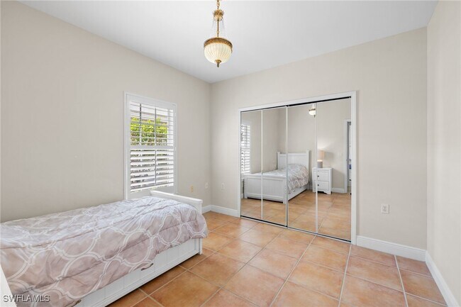 Building Photo - 1305 Sweetwater Cove
