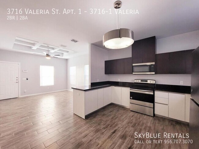 Building Photo - 3716 Valeria St