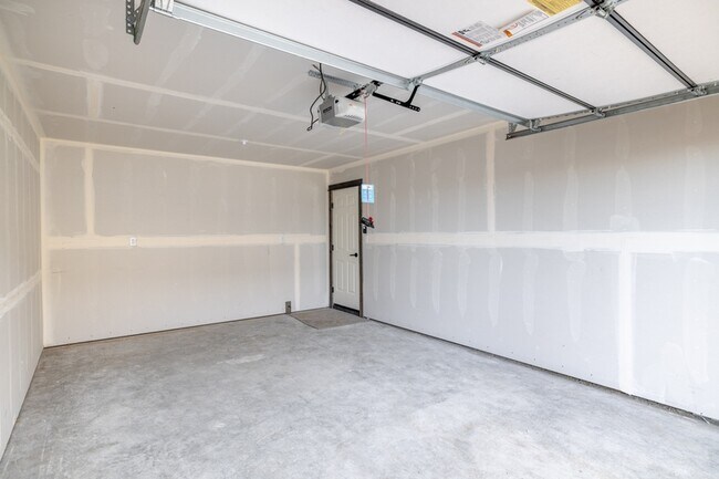 Building Photo - 3391 Crosswind Ct