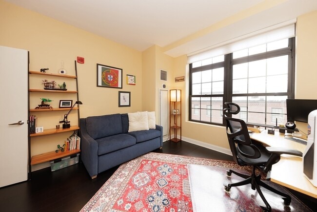 Building Photo - 29 Otis St